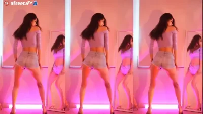 BJ SEOA {BJ서아} ~ VIZE x LEONY Dolly Song sexy dance 2