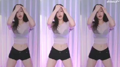 Sara (d사라b) - Hyuna Bubble Pop cover dance 3