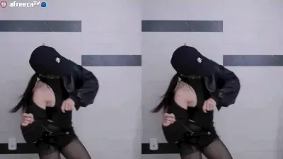 Jini (바비지니) - LPB Poody Batman sexy dance 4